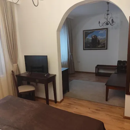 ловна резиденция длс извора 5* ديفين