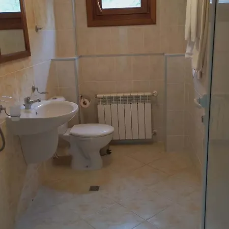 ловна резиденция длс извора Szálloda 5*