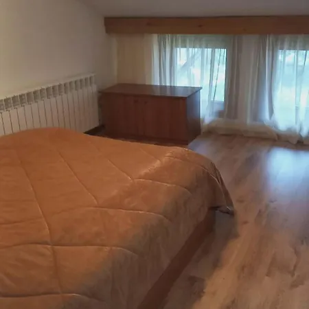 ловна резиденция длс извора 5* Devin