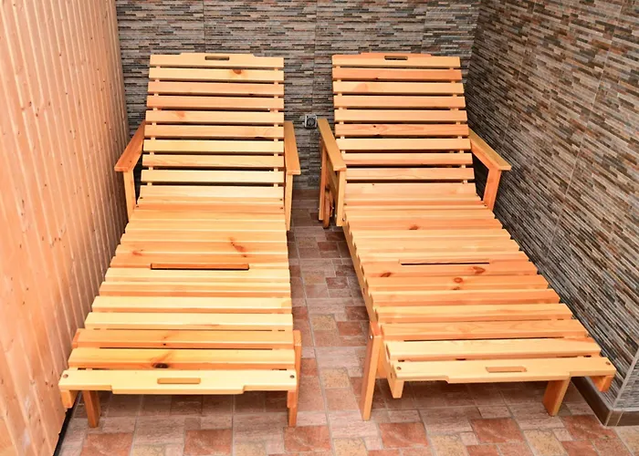 ловна резиденция длс извора ホテル デヴィン